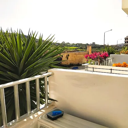 Close To Unique Luxury Apartment-3 Balconies Country Views * Is-Sellum