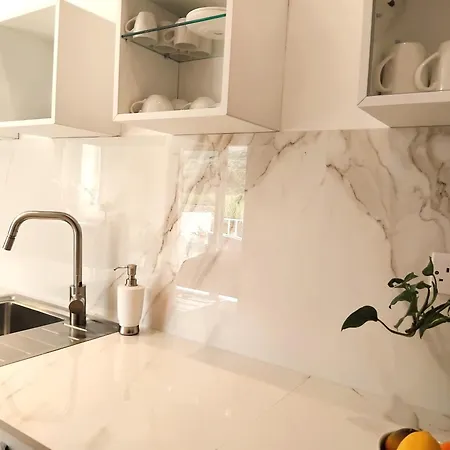 Daire Close To Beach Stylish Luxury Apartment 3 Front Balconies
