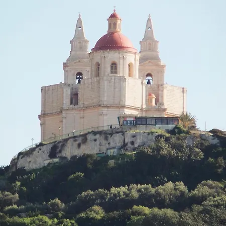 Close To Beaches, Luxe Fully Equipped, Cosy Comfort Sunlit Balconies Lejlighed *