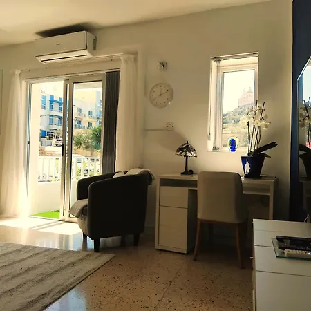 Close To Unique Luxury Apartment-3 Balconies Country Views * Is-Sellum