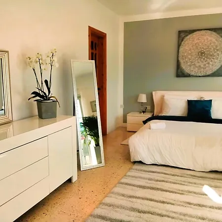 Close To Unique Luxury Apartment-3 Balconies Country Views Is-Sellum