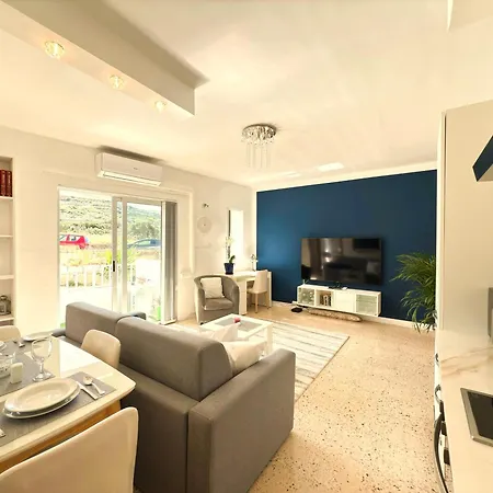 Close To Unique Luxury Apartment-3 Balconies Country Views Apartment