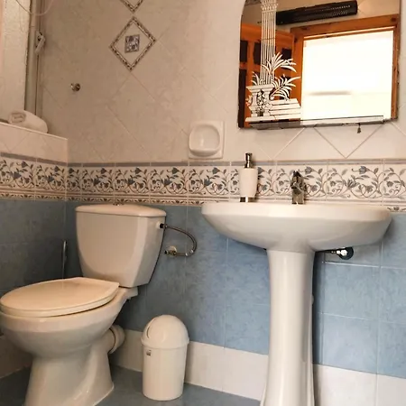 Apartment Close To Unique Luxury Apartment-3 Balconies Country Views *