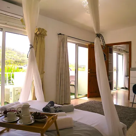 Close To Unique Luxury Apartment-3 Balconies Country Views Is-Sellum