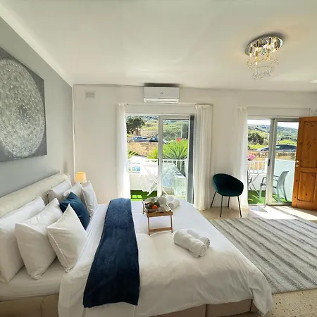 Nearby Beaches, Comfort Equipped Sunlit Balconies Views *