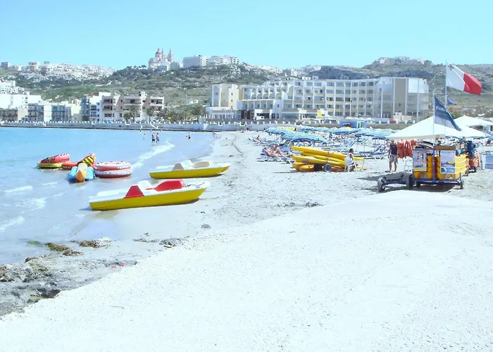 Apartament Close To Beaches, Luxe Fully Equipped, Cosy Comfort Sunlit Balconies